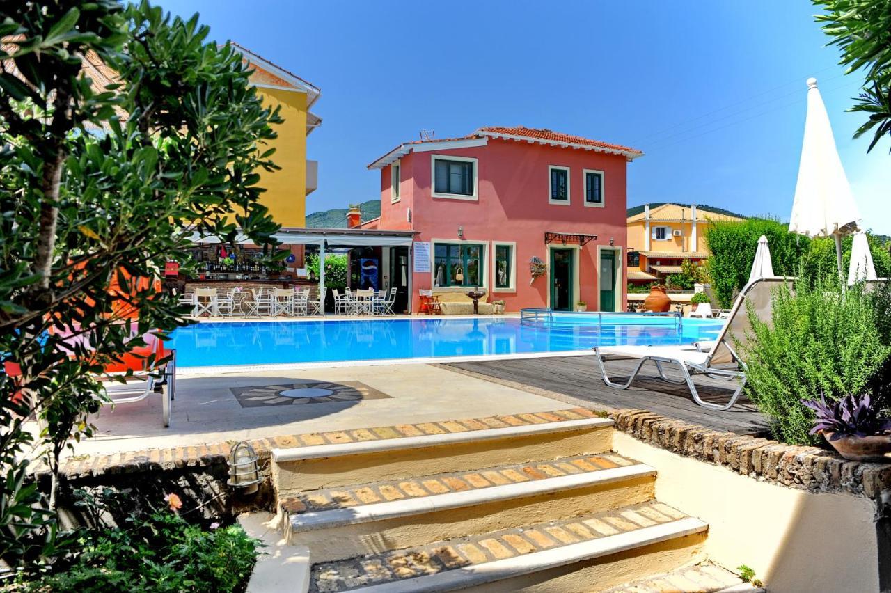 ליגיה Alkyon Apartments & Villas Hotel מראה חיצוני תמונה